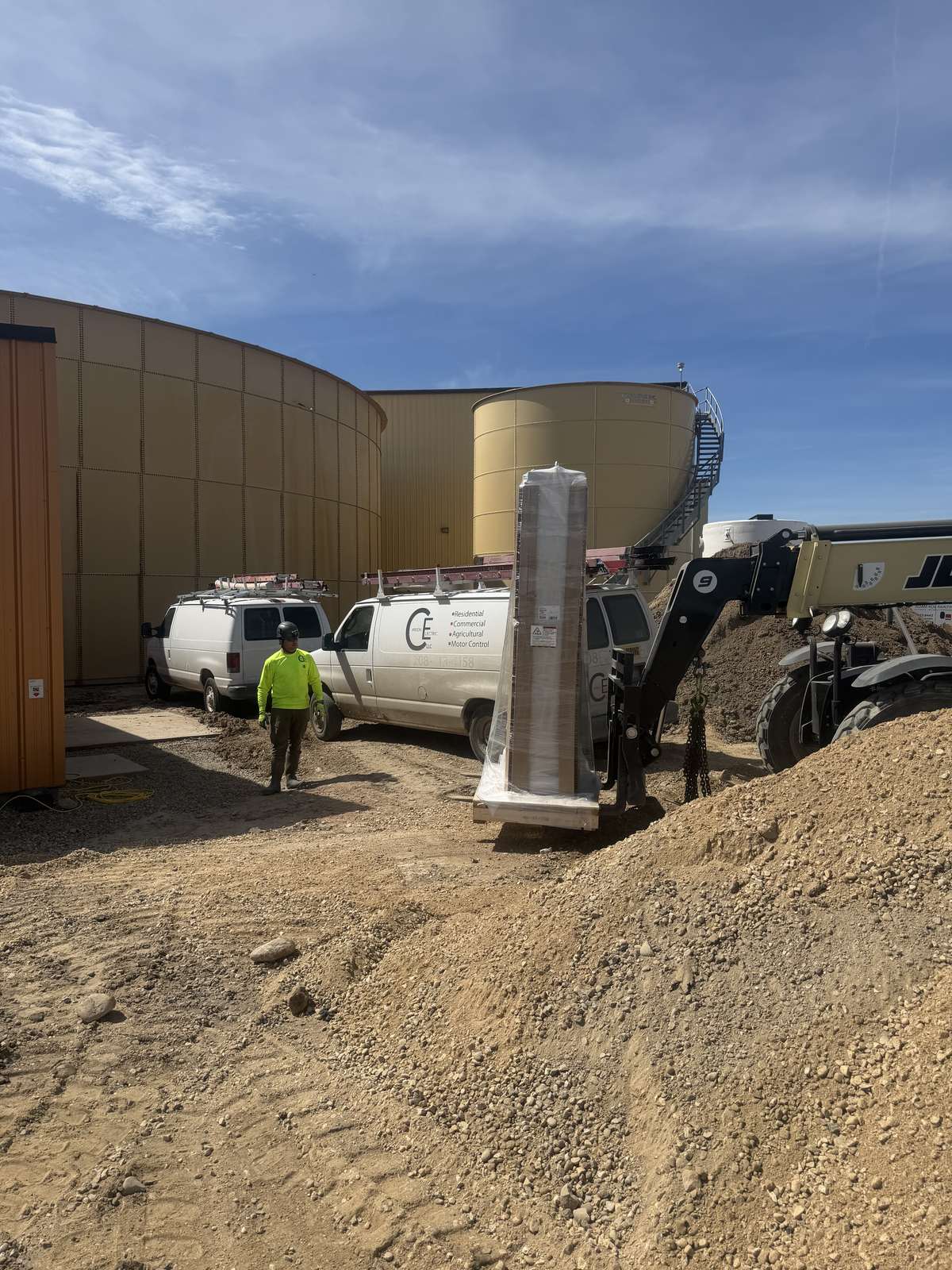 Carson Electric on an industrial job site